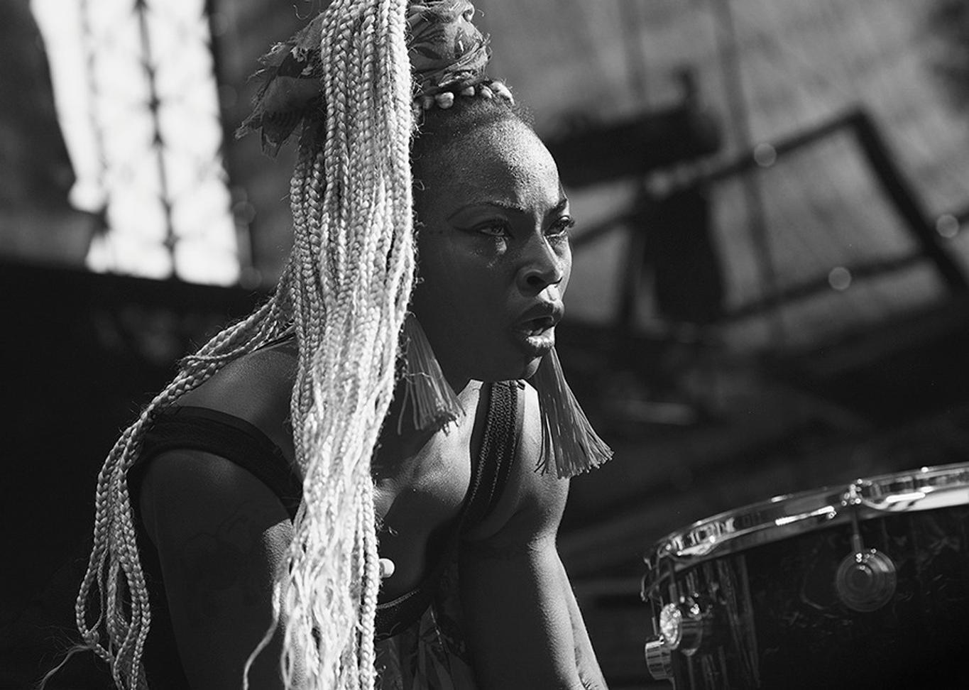 Dobet Gnahoré - V