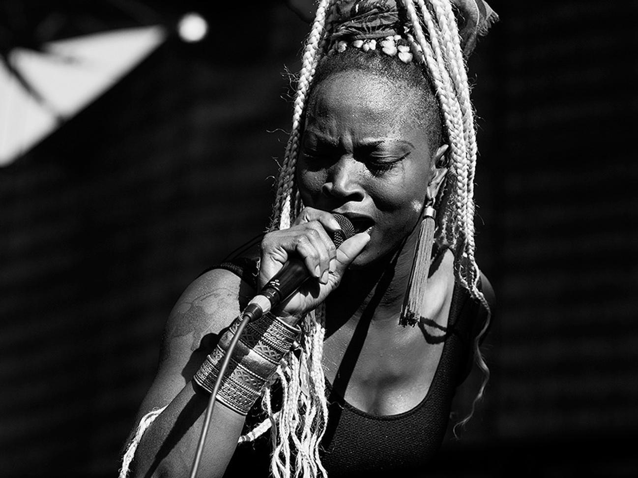 Dobet Gnahoré - VII