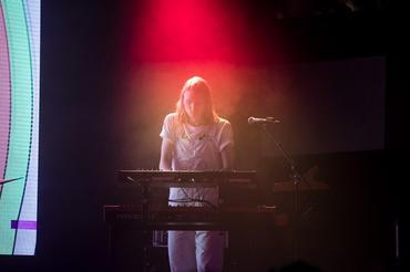 TOVE LO6
