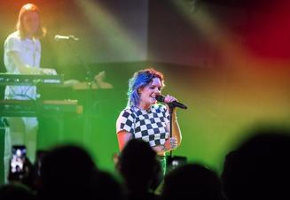 TOVE LO2