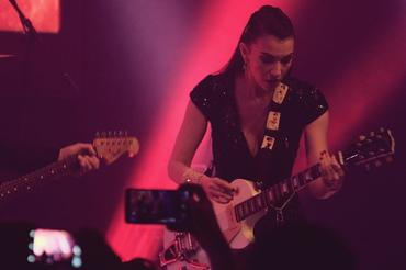Chrysta Bell 1 (12)