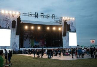 02_Grape Festival