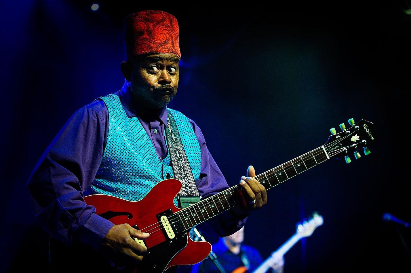LIL’ ED & THE BLUES IMPERIALS 6
