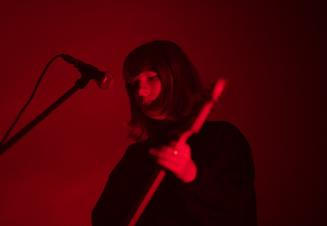 04_ellie_dandelion