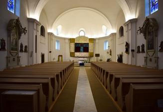 Jedovnice - kostel sv. Petra a Pavla (1)