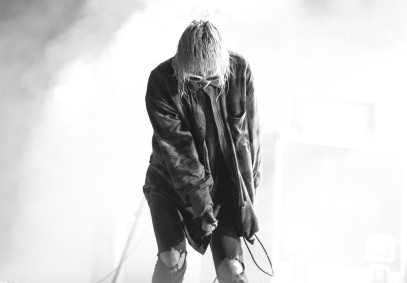 16_Crystal Castles
