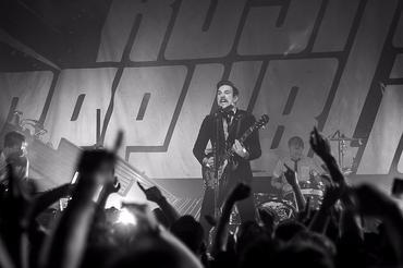 Royal Republic 4