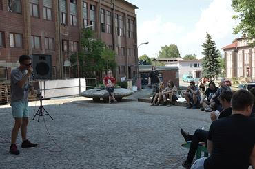 02 kolona