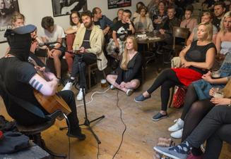 predkoncert kittchen (foto Liukas hartmann) (1)