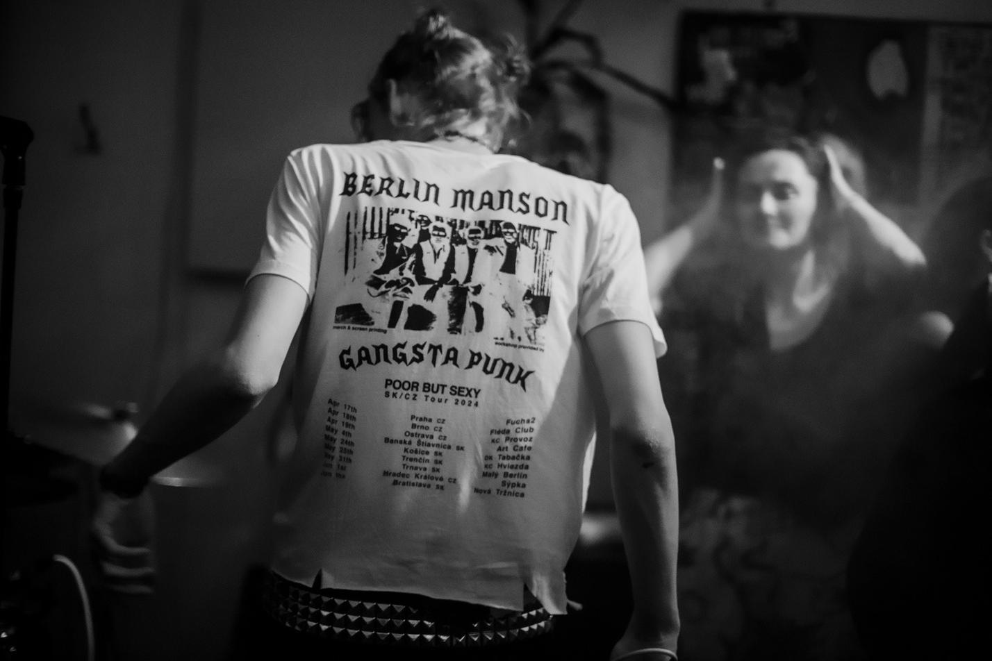 Berlin Manson  (6)