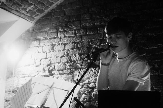 fullmoonzine.cz