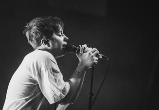 Nothing But Thieves4