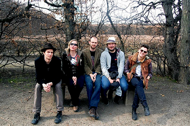 fullmoonzine.cz