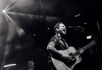 Dashboard Confessional - 8156
