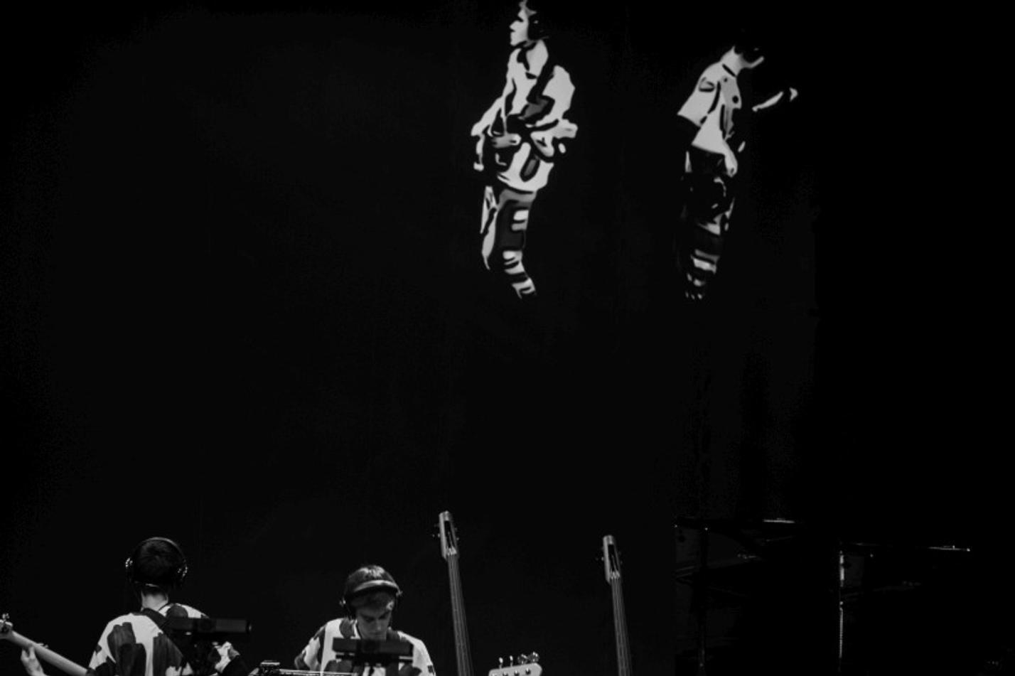 017_JacobCollier