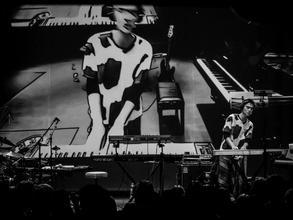 022_JacobCollier