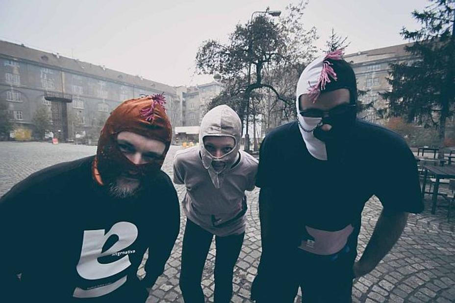 fullmoonzine.cz