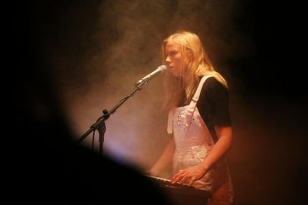 fullmoonzine.cz