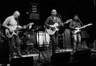 002_andband