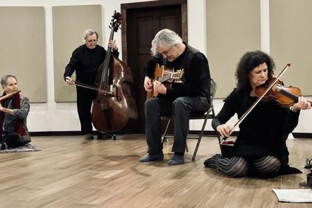 fullmoonzine.cz