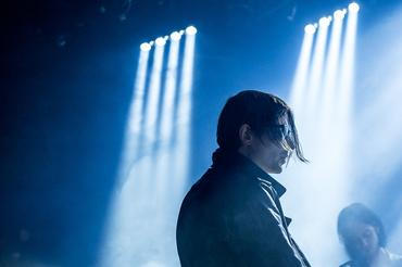 04_Cold Cave