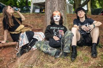 fans (6) (5)
