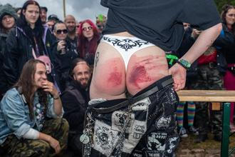 Freak festival (1) (1)