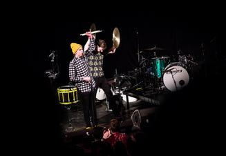01_Marching Gang