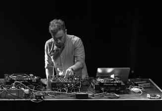 03_Letherette