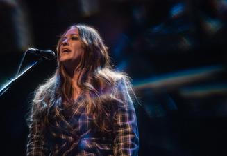 Alanis Morissette, O2 Shepherds Bush Empire, London, UK - 9715
