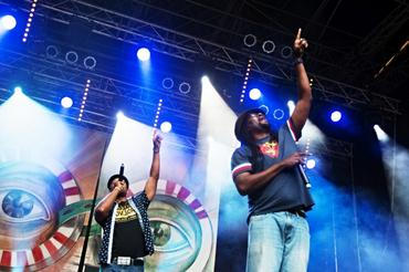 012Gangstagrass