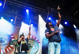 012Gangstagrass