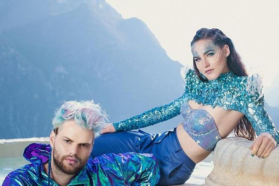 fullmoonzine.cz