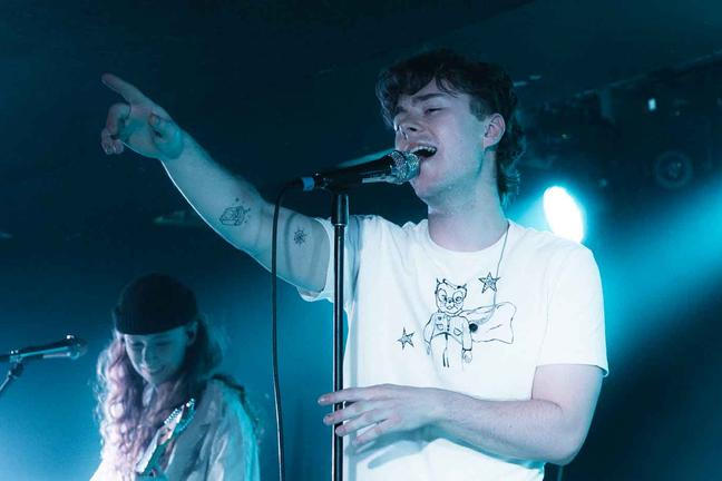 fullmoonzine.cz
