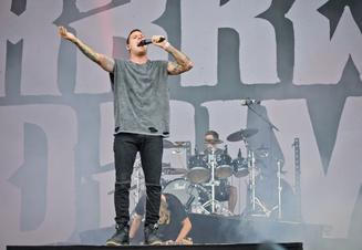 6738_parkway_drive