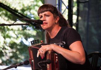 3 Folkové prázdniny 2015_Sarah Savoy Cajun Trio 4