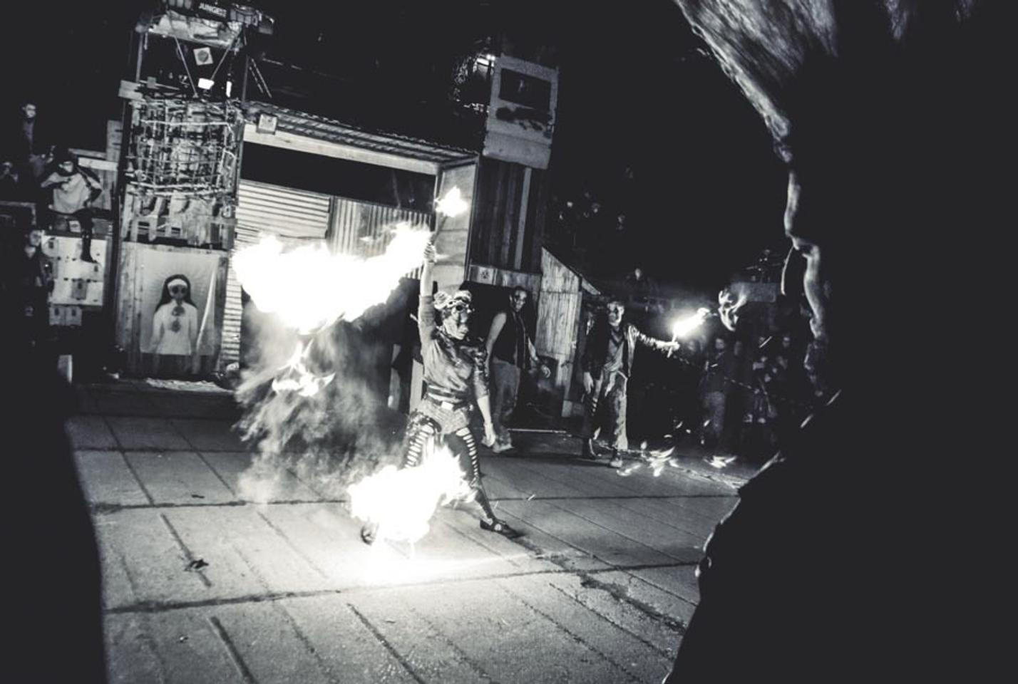 Fireshow 1