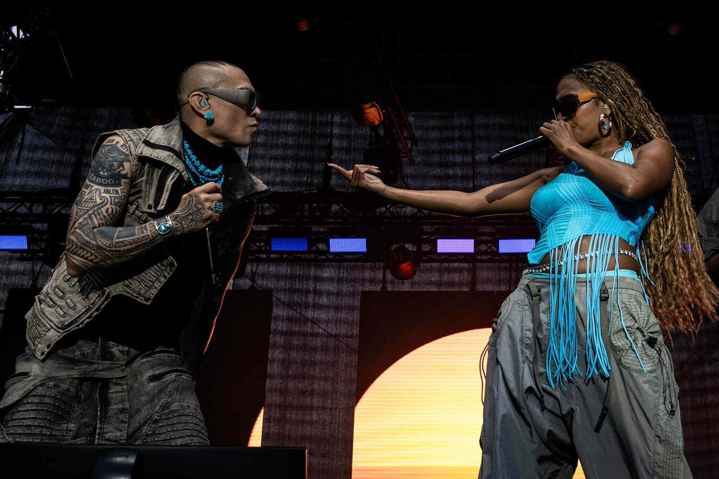 13_Black Eyed Peas