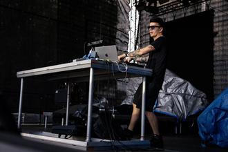 06_DJ ROXTAR