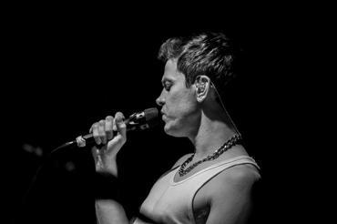 02_Perfume Genius