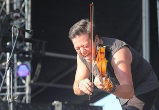 rfp_yellowcard_009
