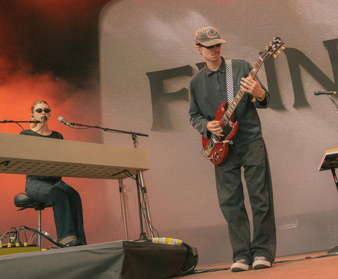 FINNEAS 6