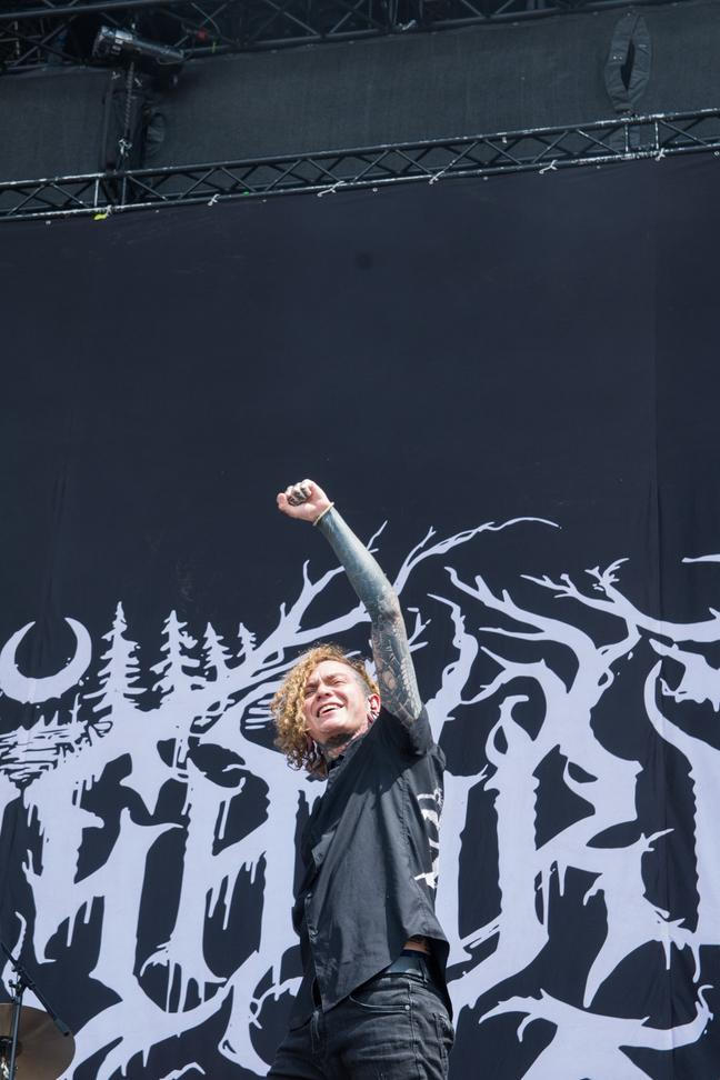 lorna shore (3)