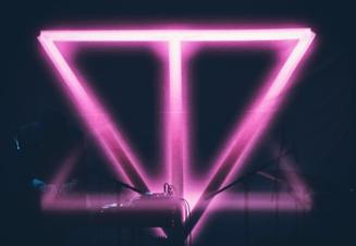 Ton Tron (3)