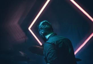 Ton Tron (1)