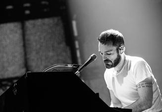 Snow Patrol in concert, O2 Arena, London, UK - 26 Jan 2019 - 5325