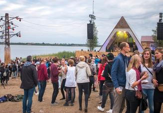 05_Melt! Festival