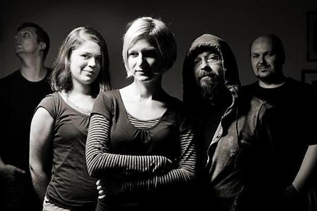 fullmoonzine.cz