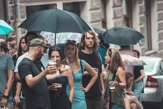 People 8
