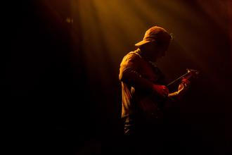 struny-podzimu-chris-dave-drumhedz-2 (2)